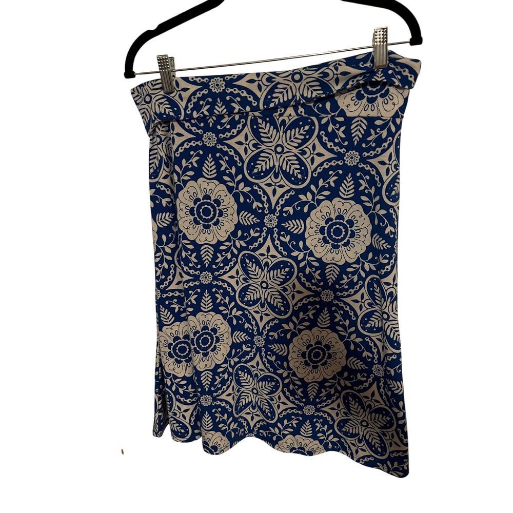 LuLaRoe Blue & White Floral Dress – Size XL – Casual, Comfortable, & Stylish